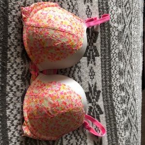 Victoria Secret dream angels push up